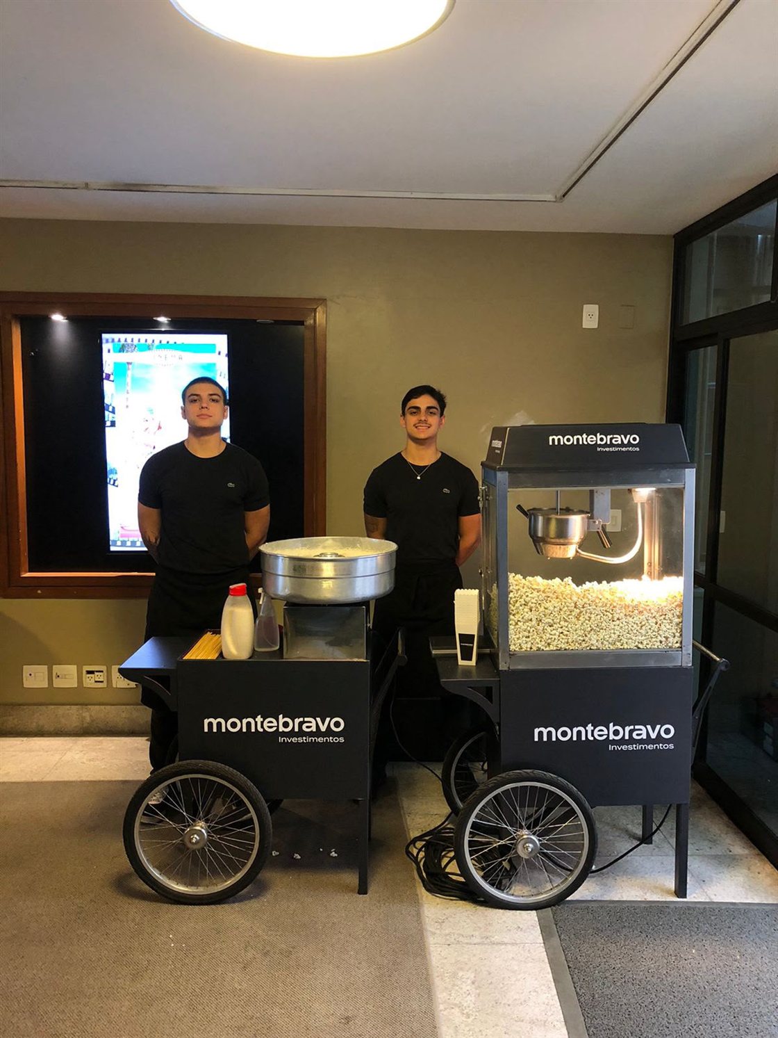 Carrinhos corporativos da Montebravo